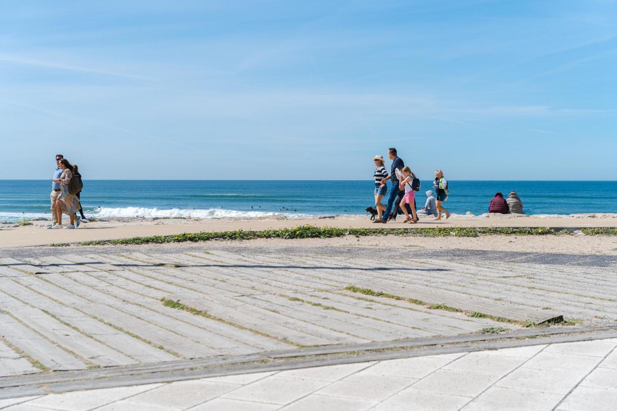 Sea View & Sundown, 150M From The Beach And Surf Spots Кошта-да-Капаріка Екстер'єр фото